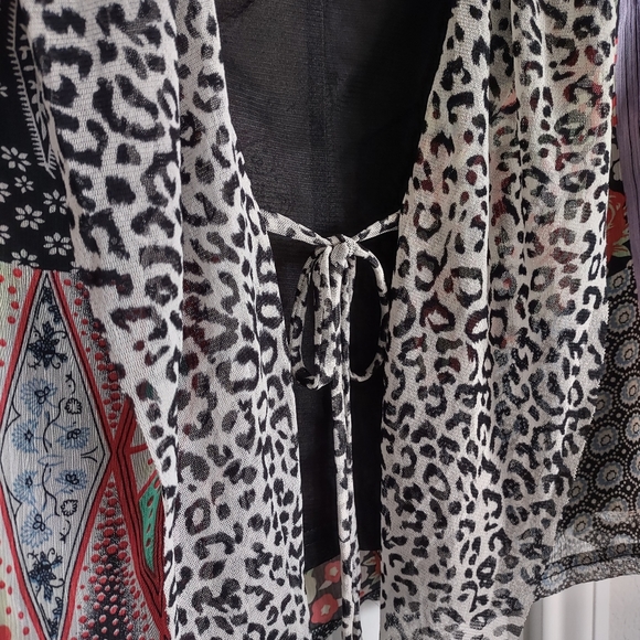 ‼️ SOLD ‼️ Sasha Fabiani Sz M-L Patchwork style Mesh/Chiffon Vest Side pockets - Picture 9 of 16